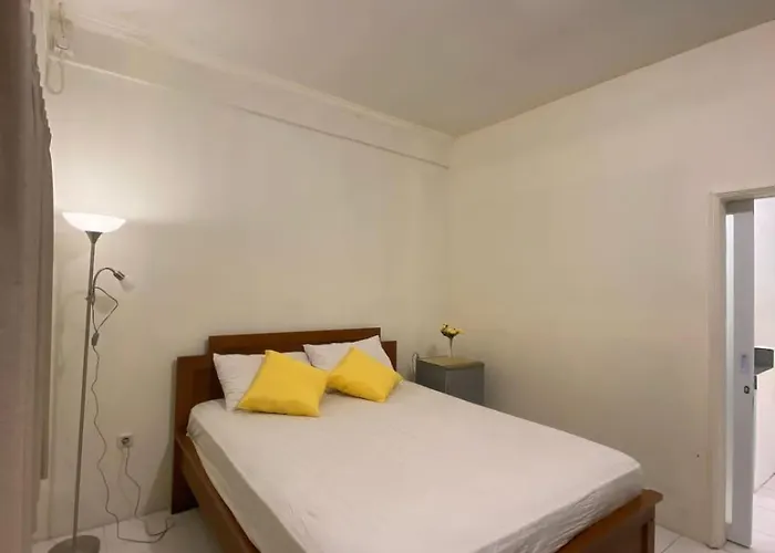 Cozy Kuta - 1 Minute To The By Micky R Hotel Legian (Bali)