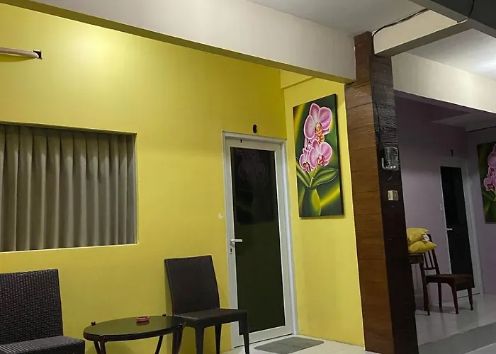 Hotel Cozy Kuta - 1 Minute To The By Micky R